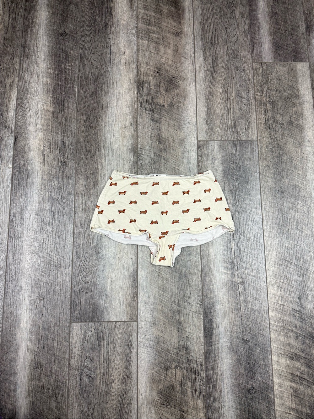 VS Cream Dachshund Boyshort Underwear‎